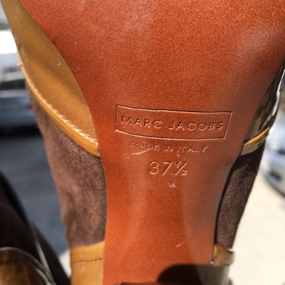 Marc Jacobs size 37 1/2 women’s heel caramel,brown buckle strap made in Italy - Picture 5 of 5